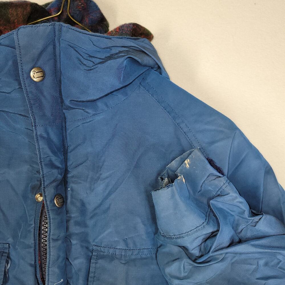 Vintage Woolrich Rain Jacket Medium Mens Windbreaker Zip Hooded Gorpcore Retro - Picture 8 of 16